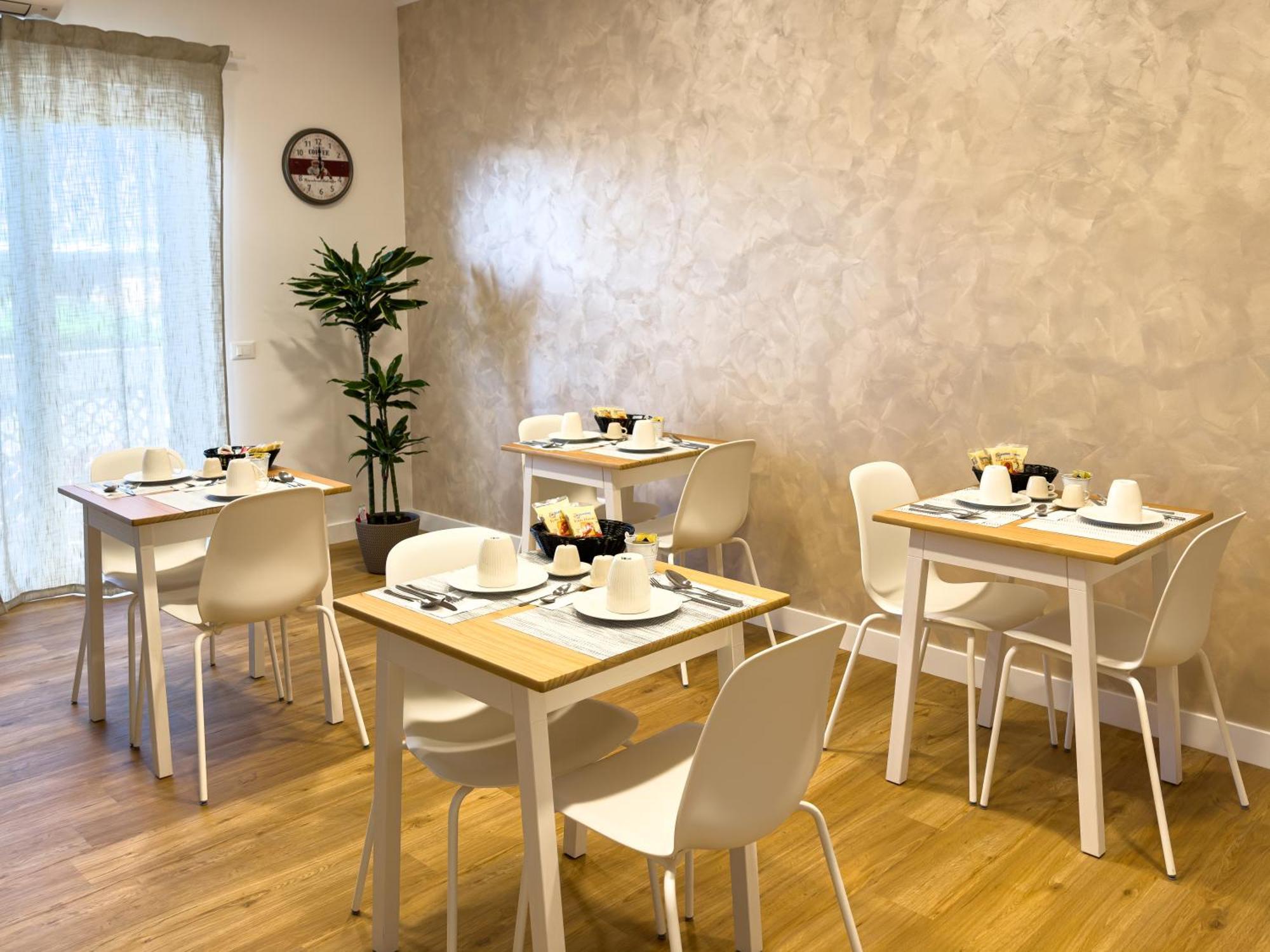 Isola 163 Guest House Φιουμιτσίνο Εξωτερικό φωτογραφία